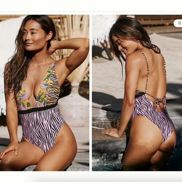 Maaji Fierce Flow One apiece Swimsuit NWOT ‎ Size M $154 - Picture 1 of 15